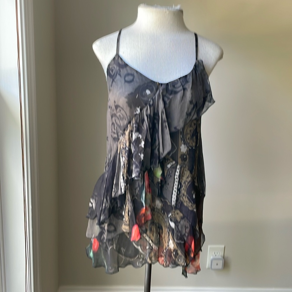 100% silk and made in Italy beautiful top